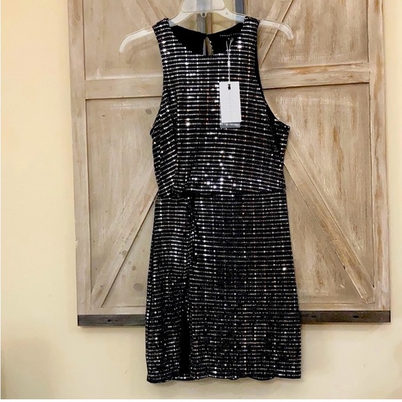 ENDLESS  ROSE LADIES DRESS - Picture 11 of 11